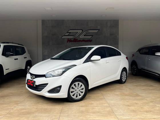 HYUNDAI HB20S 1.6 COMFORT STYLE 16V FLEX 4P AUTOMÁTICO